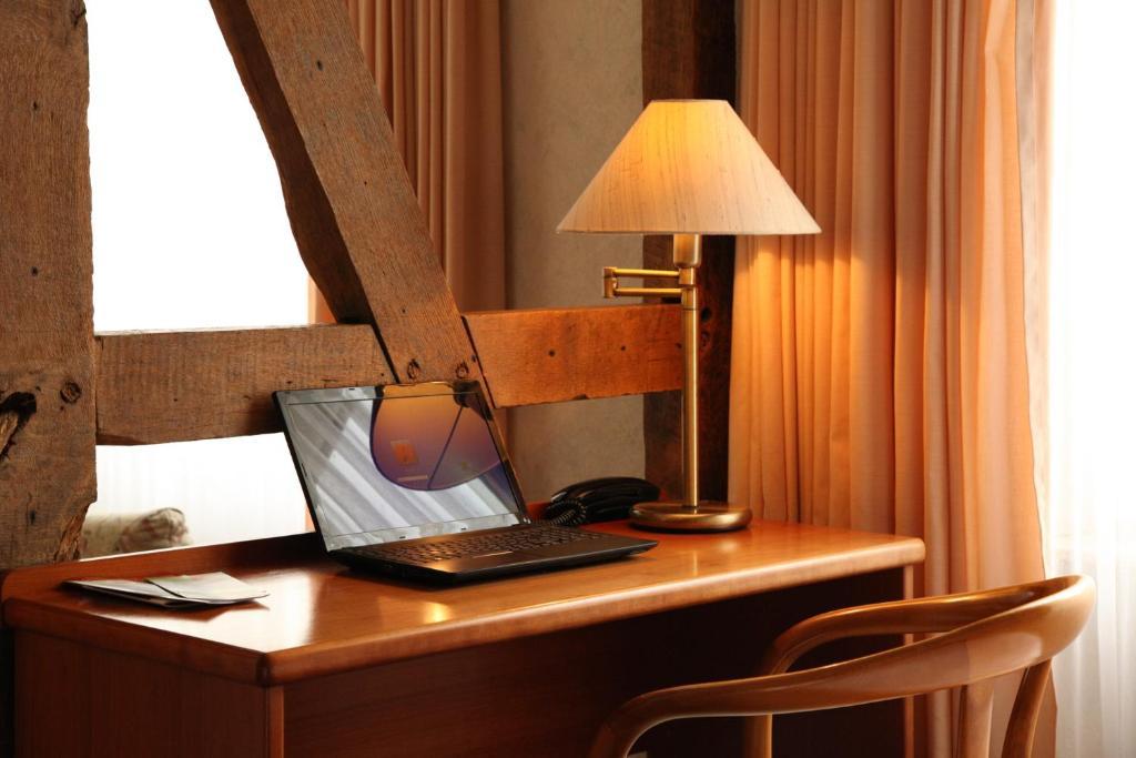 Ackfeld Hotel-Restaurant Bueren  Phòng bức ảnh
